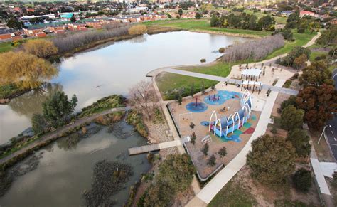 Brimbank City Local Facilities The Lake Reserve.